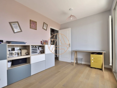 Appartement à vendre 5 pièces de 117 m² à Saint-Maur-des-Fossés