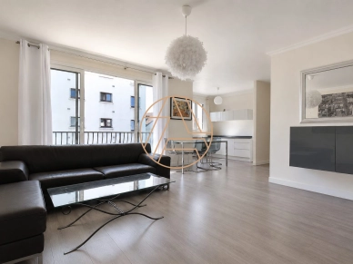 Appartement à vendre 5 pièces de 107,47 m² à Saint-Maur-des-Fossés