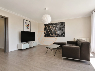 Appartement à vendre 5 pièces de 107,47 m² à Saint-Maur-des-Fossés