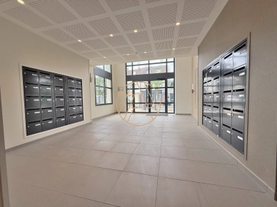 Appartement à vendre 2 pièces de 48,88 m² à Saint-Maur-des-Fossés