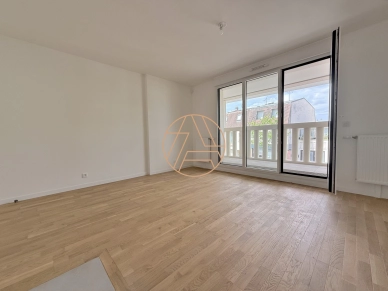 Appartement à vendre 2 pièces de 48,88 m² à Saint-Maur-des-Fossés