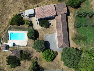 Maison à vendre 7 pièces de 233 m² à Saint-Chamas