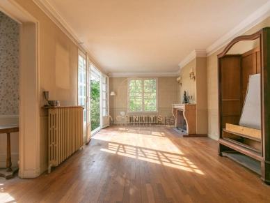 Maison vendu 10 pièces de 177,29 m² à Saint-Maur-des-Fossés