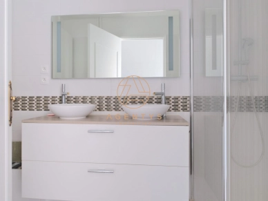 Appartement à louer 4 pièces de 75,96 m² à Saint-Maur-des-Fossés