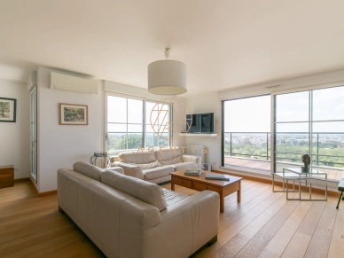 Appartement à vendre 6 pièces de 130,21 m² à Saint-Maur-des-Fossés