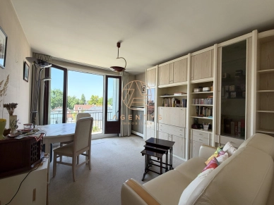 Appartement à vendre 2 pièces de 41,78 m² à Saint-Maur-des-Fossés