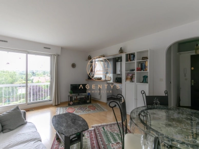Appartement à vendre 2 pièces de 44,21 m² à Saint-Maur-des-Fossés