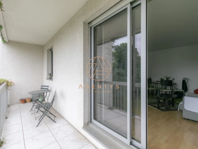 Appartement à vendre 2 pièces de 44,21 m² à Saint-Maur-des-Fossés
