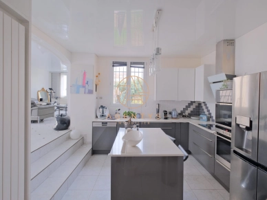 Maison à vendre 5 pièces de 102,82 m² à Alfortville