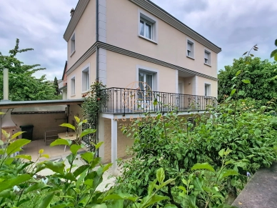 Maison à vendre 7 pièces de 117,89 m² à Saint-Maur-des-Fossés