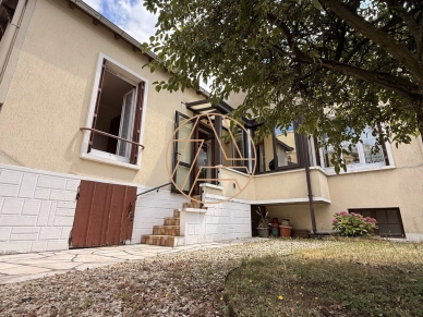 Maison à vendre 3 pièces de 49 m² à Saint-Maur-des-Fossés