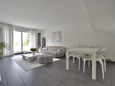 Appartement à vendre 5 pièces de 105 m² à Saint-Maur-des-Fossés