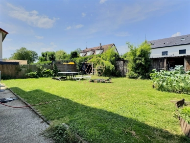 Maison à vendre 7 pièces de 157 m² à Le Plessis-Trévise