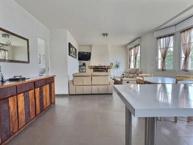 Maison à vendre 7 pièces de 157 m² à Le Plessis-Trévise