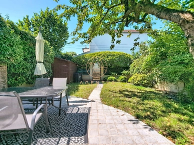 Maison à vendre 5 pièces de 100,28 m² à Saint-Maur-des-Fossés