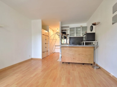 Appartement à vendre 1 pièces de 24 m² à Saint-Maur-des-Fossés