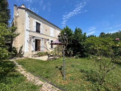 Maison à vendre 6 pièces de 165 m² à Nogent-sur-Marne