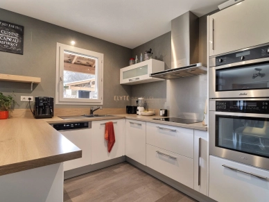 Maison vendu 5 pièces de 123 m² à Peynier