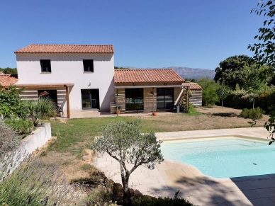 Maison vendu 5 pièces de 141,42 m² à Peynier