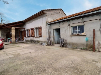 Maison vendu 6 pièces de 128 m² à Cornillon-Confoux