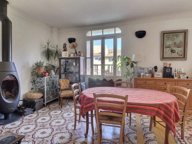 Maison vendu 6 pièces de 139 m² à Saint-Chamas