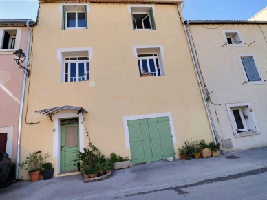 Maison vendu 6 pièces de 139 m² à Saint-Chamas