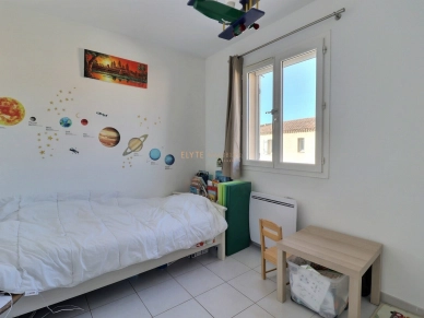 Maison vendu 4 pièces de 77 m² à La Fare-les-Oliviers