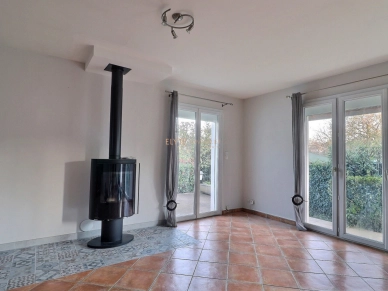 Maison vendu 5 pièces de 105 m² à Saint-Chamas