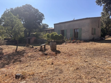 Maison vendu 4 pièces de 160 m² à Jouques
