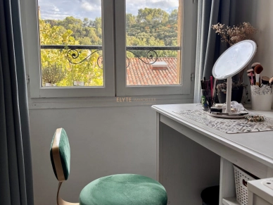 Appartement vendu 4 pièces de 79,46 m² à Jouques