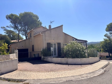 Maison vendu 4 pièces de 134 m² à Jouques