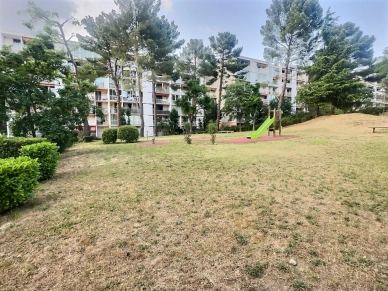 Appartement vendu 5 pièces de 90 m² à Marseille