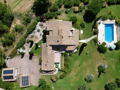 Maison à vendre 6 pièces de 207,26 m² à Pourrières