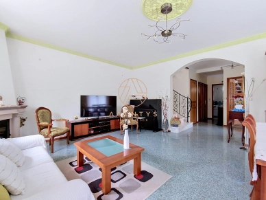 Maison à vendre 7 pièces de 117,89 m² à Saint-Maur-des-Fossés
