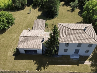 Maison à vendre 5 pièces de 132 m² à Nans-les-Pins