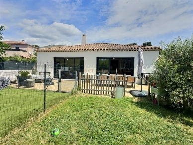 Maison à vendre 4 pièces de 120 m² à Saint-Chamas
