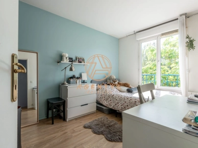 Appartement à vendre 5 pièces de 104,33 m² à Nogent-sur-Marne