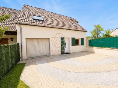 Maison à vendre 5 pièces de 94 m² à Villiers-sur-Marne