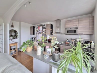 Appartement à vendre 4 pièces de 83 m² à Saint-Maur-des-Fossés