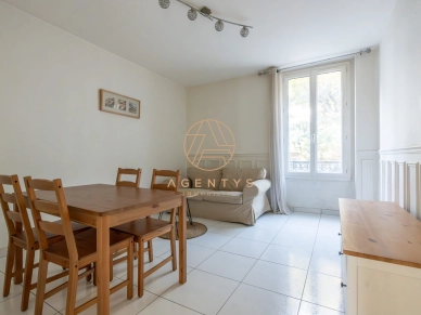 Appartement à vendre 2 pièces de 37 m² à Nogent-sur-Marne