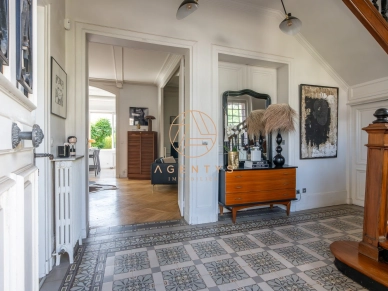 Maison à vendre 7 pièces de 215 m² à Nogent-sur-Marne
