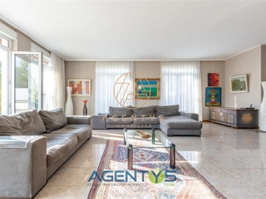 Maison à vendre 10 pièces de 205 m²