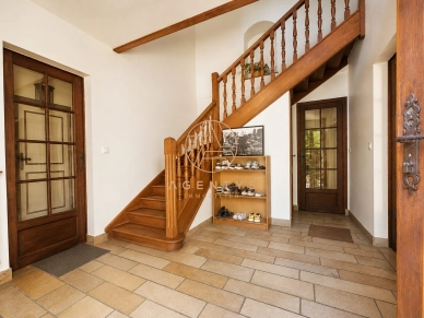 Maison à vendre 7 pièces de 217 m² à Villiers-sur-Marne