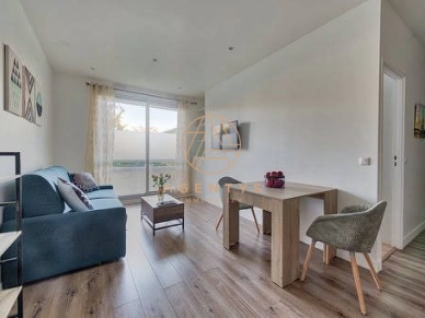 Appartement à louer 3 pièces de 52,87 m² à Nogent-sur-Marne