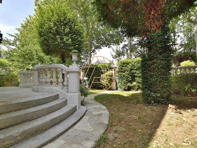 Maison à vendre 8 pièces de 200 m² à Saint-Maur-des-Fossés