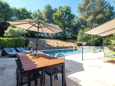 Maison à vendre 5 pièces de 145,01 m² à Peynier