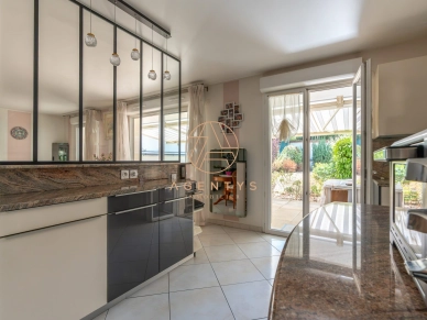 Appartement à vendre 5 pièces de 135 m² à Le Perreux-sur-Marne