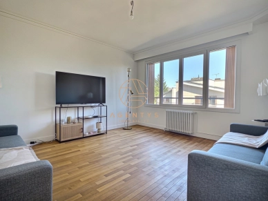 Appartement à vendre 3 pièces de 57 m² à Saint-Maur-des-Fossés