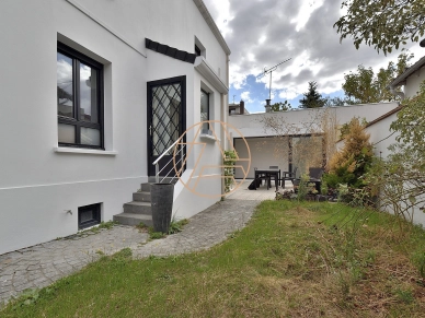 Maison à vendre 5 pièces de 90 m² à Saint-Maur-des-Fossés