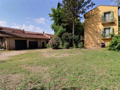 Maison à vendre 9 pièces de 482 m² à Saint-Chamas